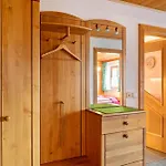 Biobergbauernhof Bergzeit Apartment