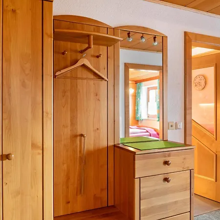 Biobergbauernhof Bergzeit Διαμέρισμα *